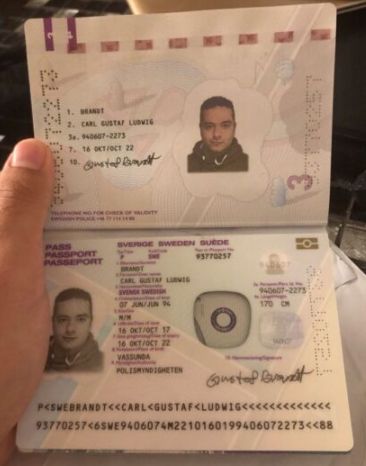 Fake Sweden passport